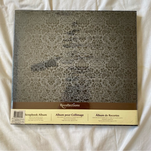 Recollections black and grey paisley scrapbook - Picture 1 of 4